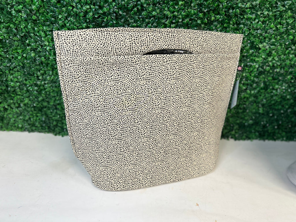 Cheetah Seersucker Insulated Tote